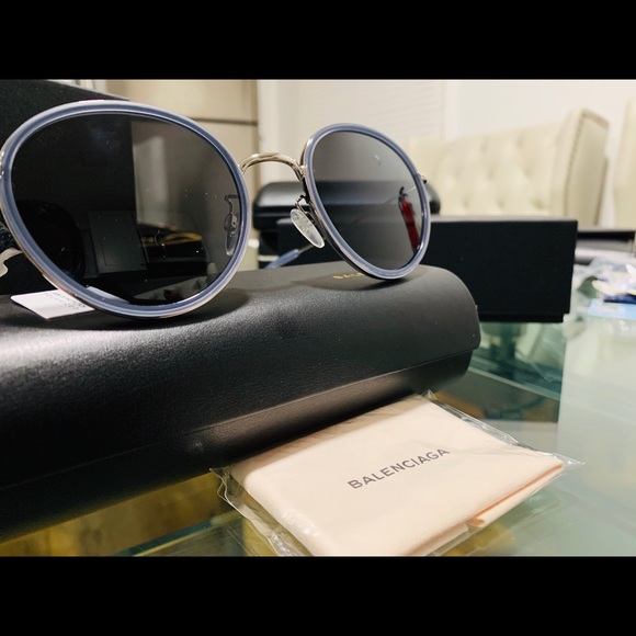 Excelente ; - Picture 2 of 5